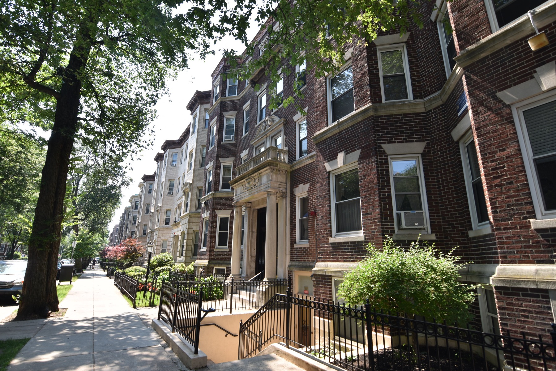 19 Queensberry, Fenway