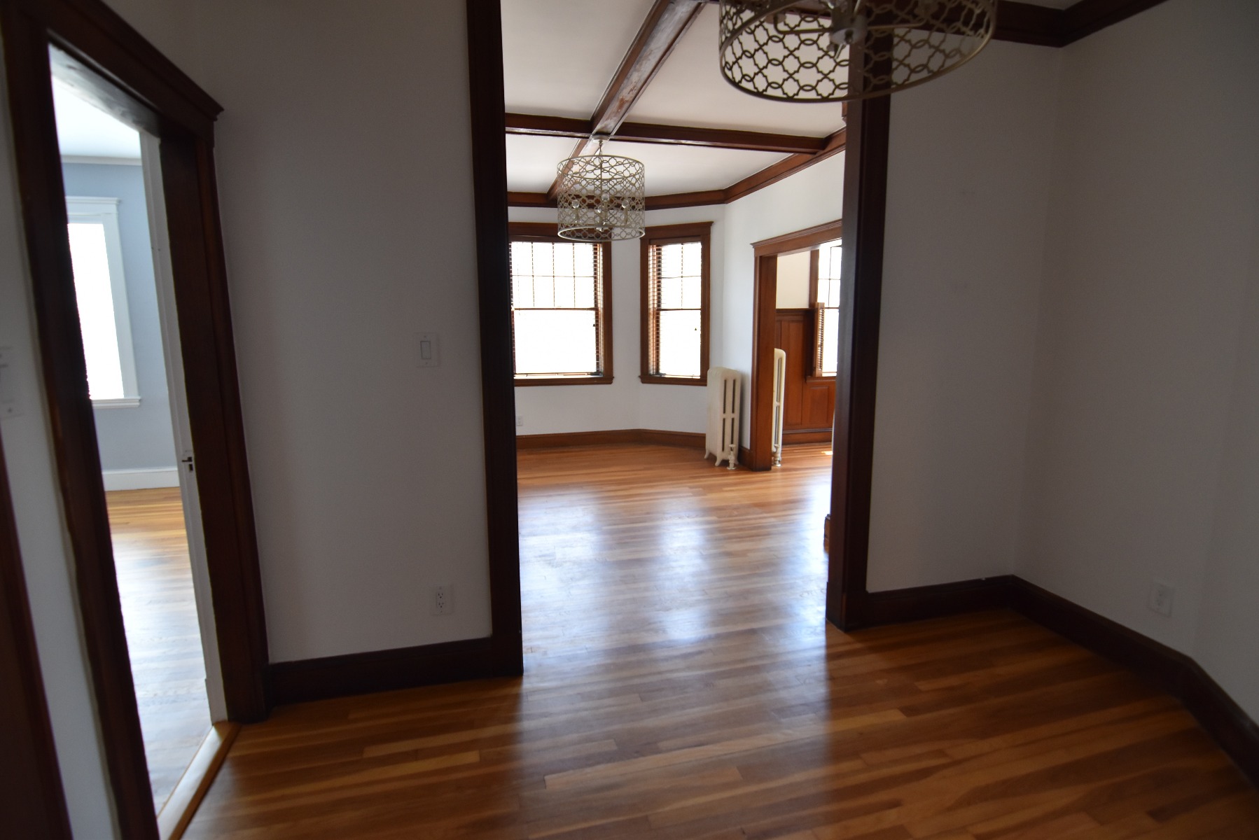 3 bed, 1.5 bath apartment for rent at 292 Mount Auburn St Unit 2, Watertown — photo 9 of 32