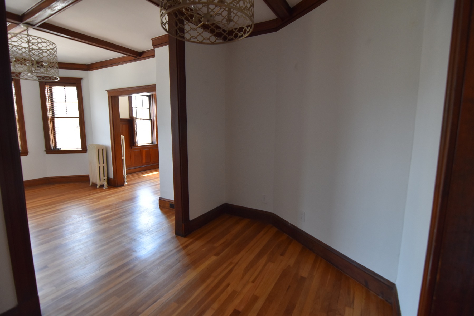 3 bed, 1.5 bath apartment for rent at 292 Mount Auburn St Unit 2, Watertown — photo 8 of 32