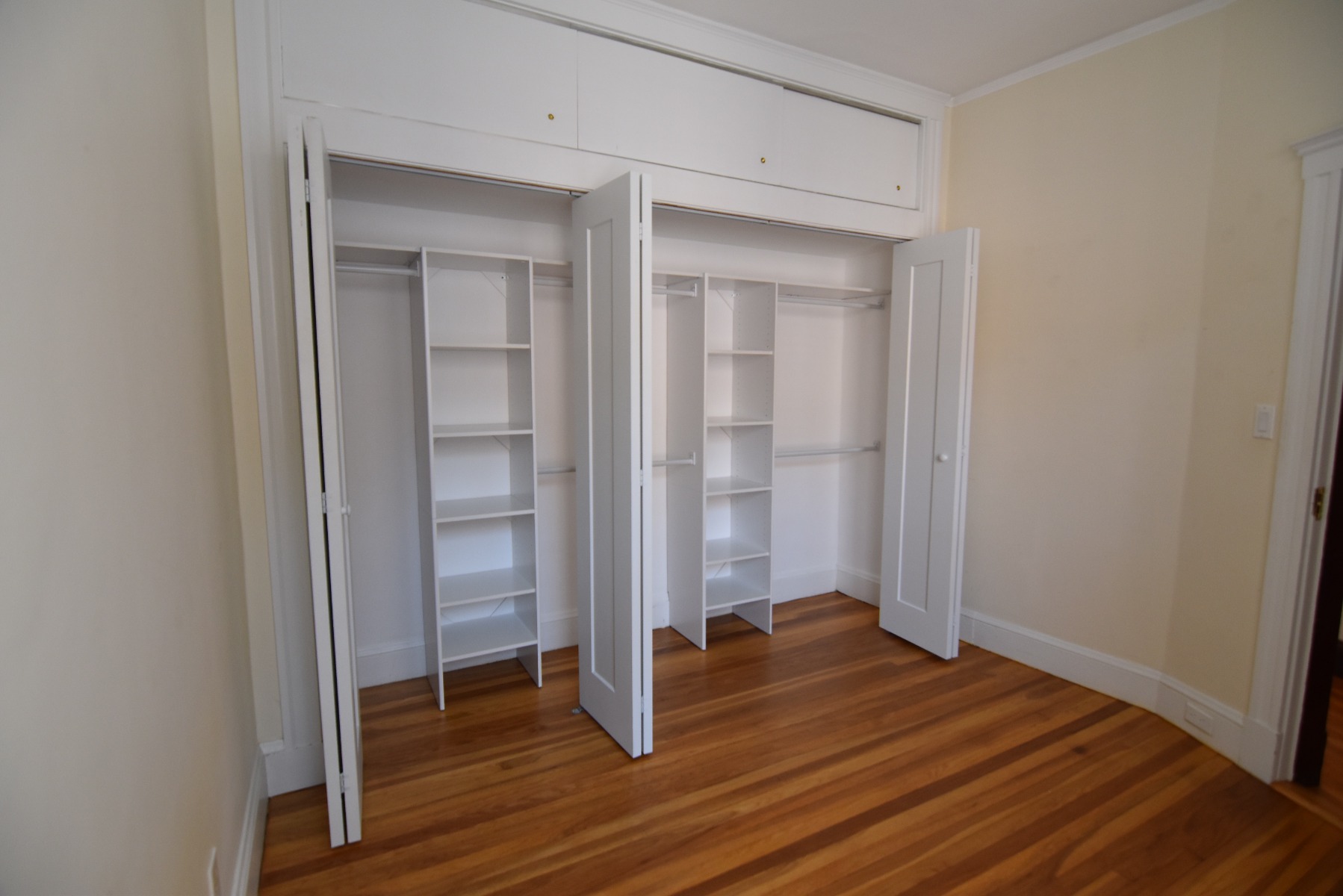 3 bed, 1.5 bath apartment for rent at 292 Mount Auburn St Unit 2, Watertown — photo 23 of 32