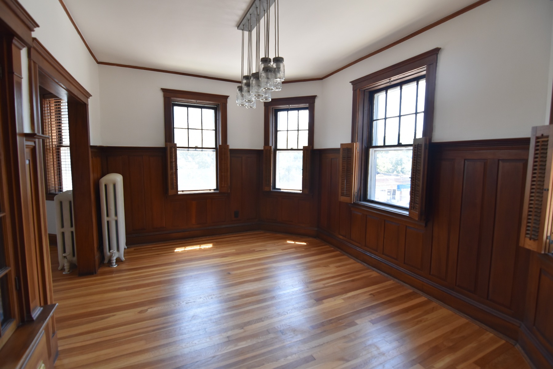 3 bed, 1.5 bath apartment for rent at 292 Mount Auburn St Unit 2, Watertown — photo 5 of 32
