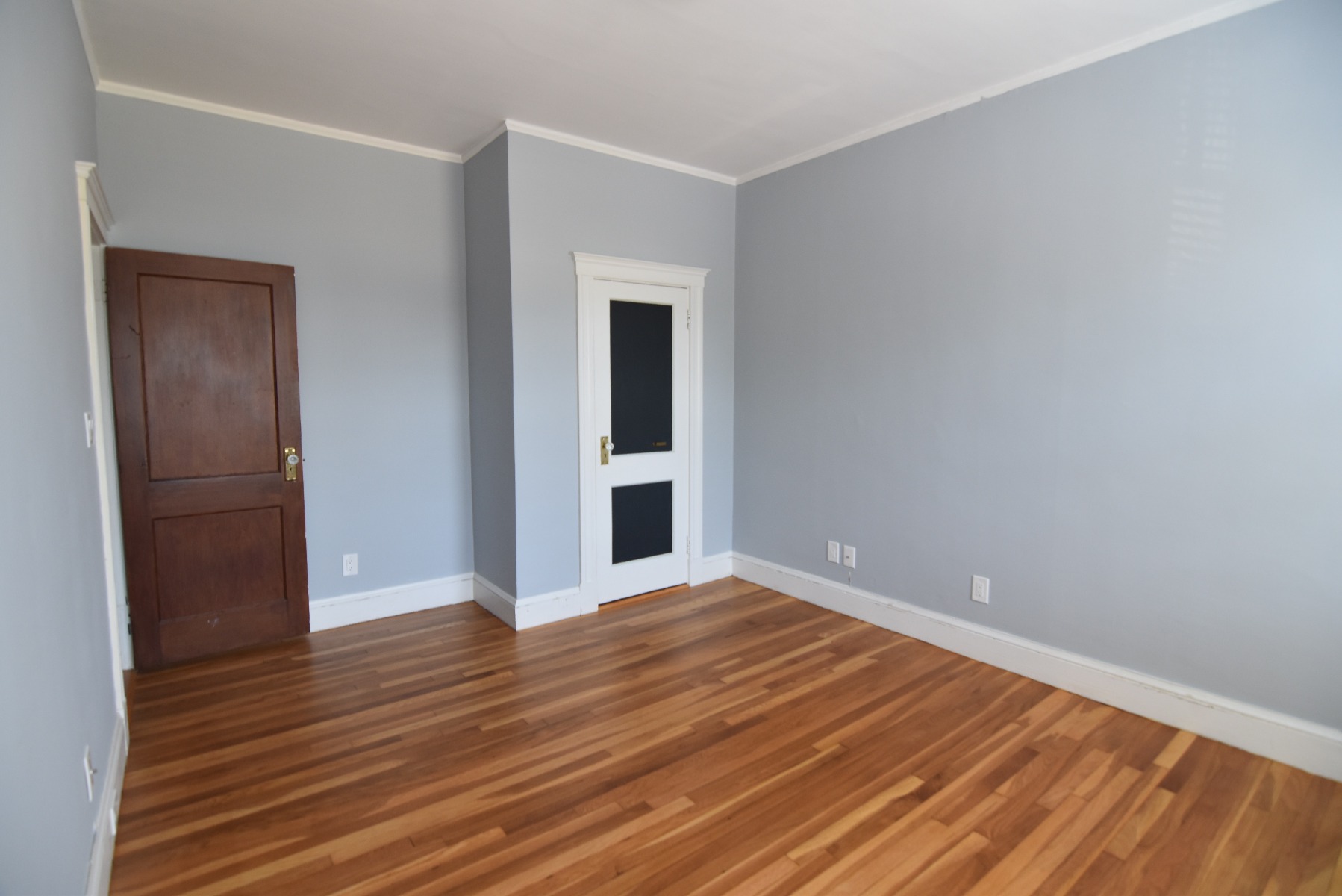 3 bed, 1.5 bath apartment for rent at 292 Mount Auburn St Unit 2, Watertown — photo 11 of 32