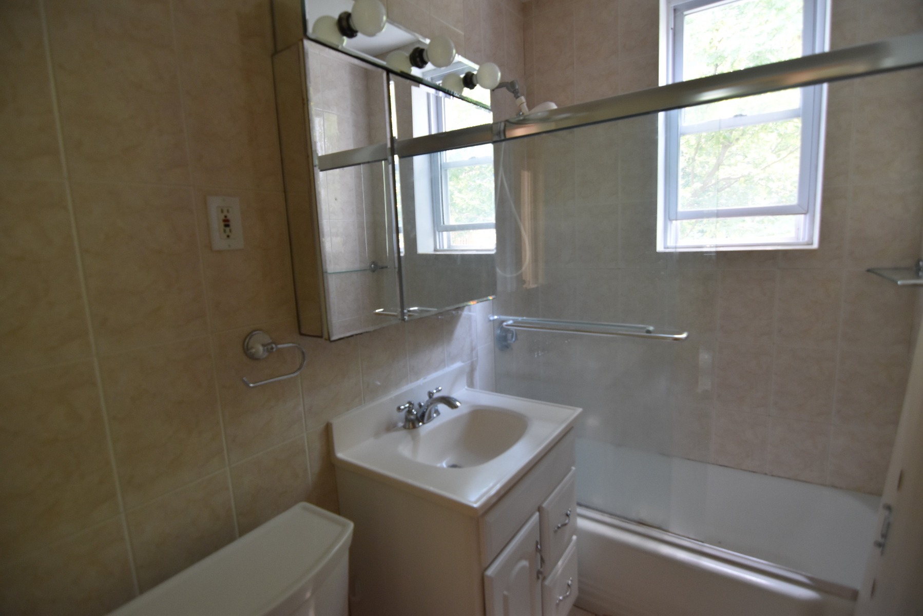 169 Kent St, Brookline