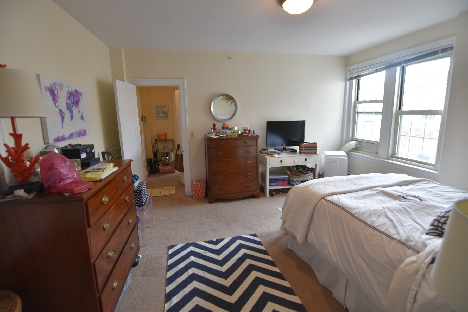 1 bed, 1 bath apartment for rent at 1401 Beacon St Unit 806, Brookline — photo 2 of 11