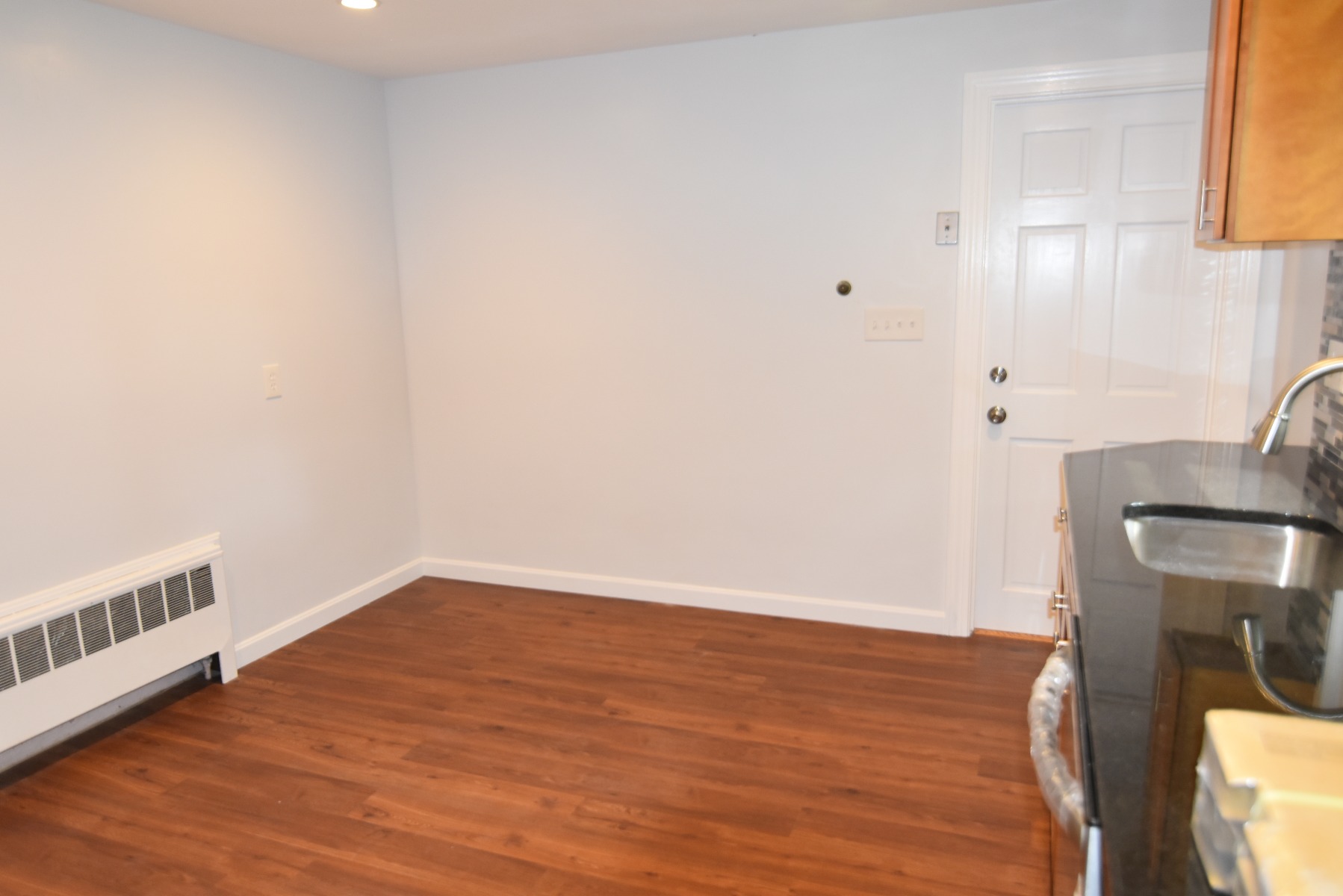 14 Louise Rd, Chestnut Hill