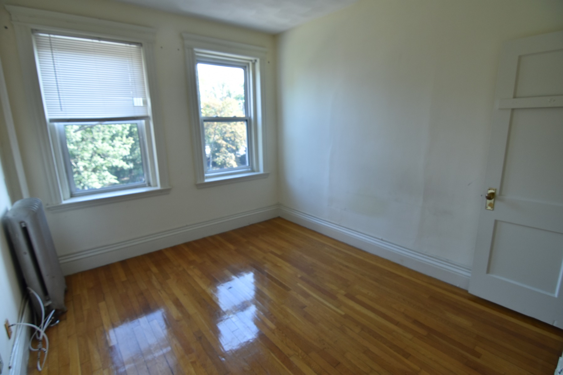 102 Queensberry St, Fenway