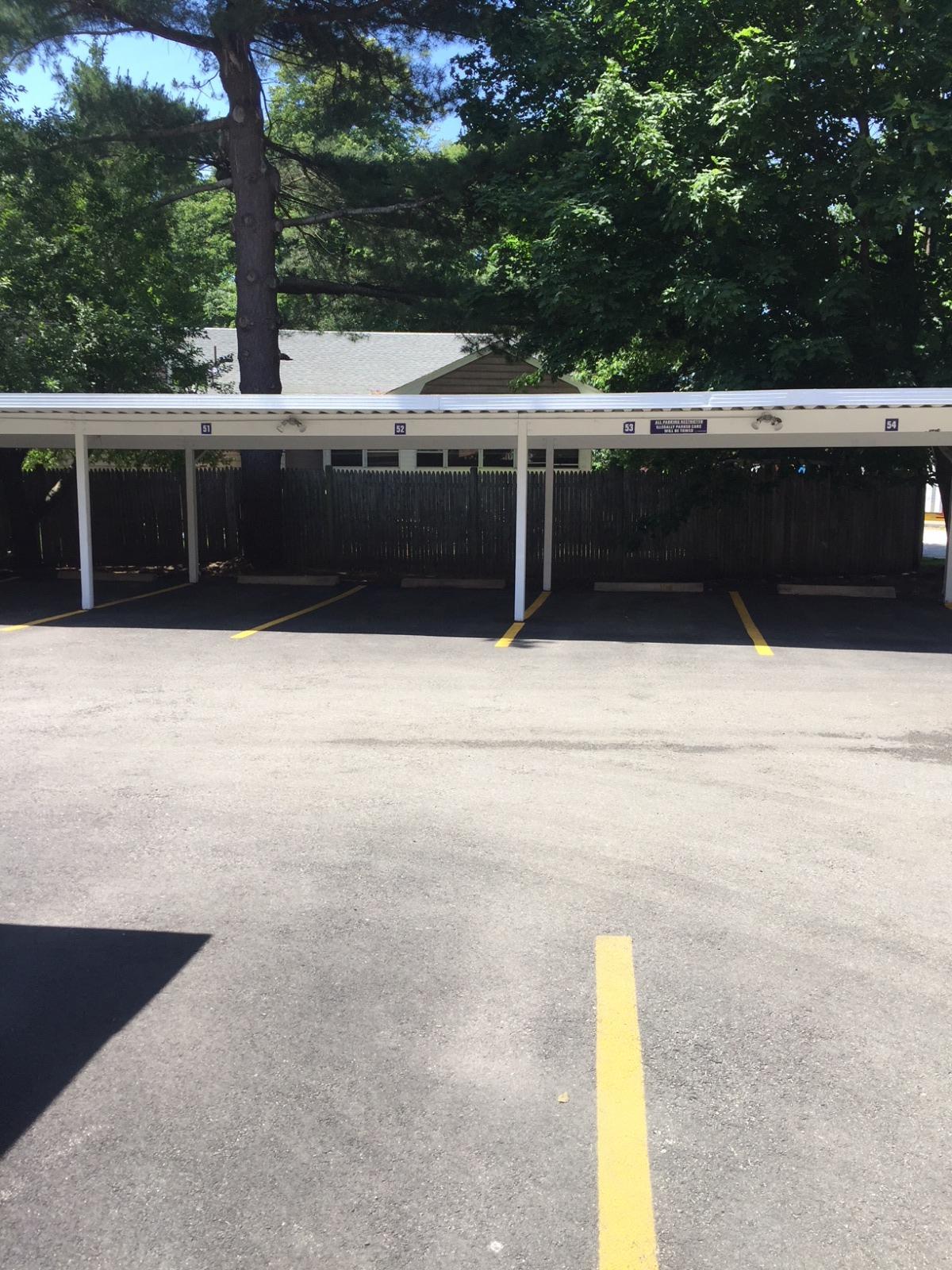 320 Hammond Pond Pkwy, Chestnut Hill