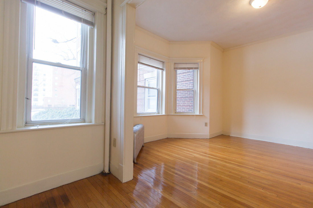 100 Queensberry St, Fenway