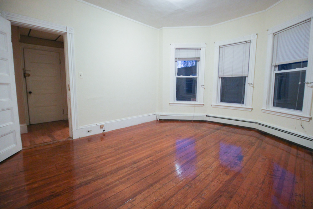 3 Washburn Ter, Brookline