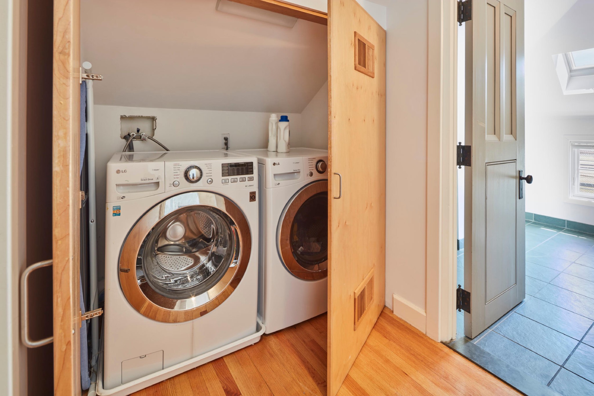 78 Davis Ave, Brookline