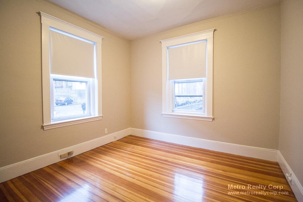 1368 Commonwealth Ave, Allston