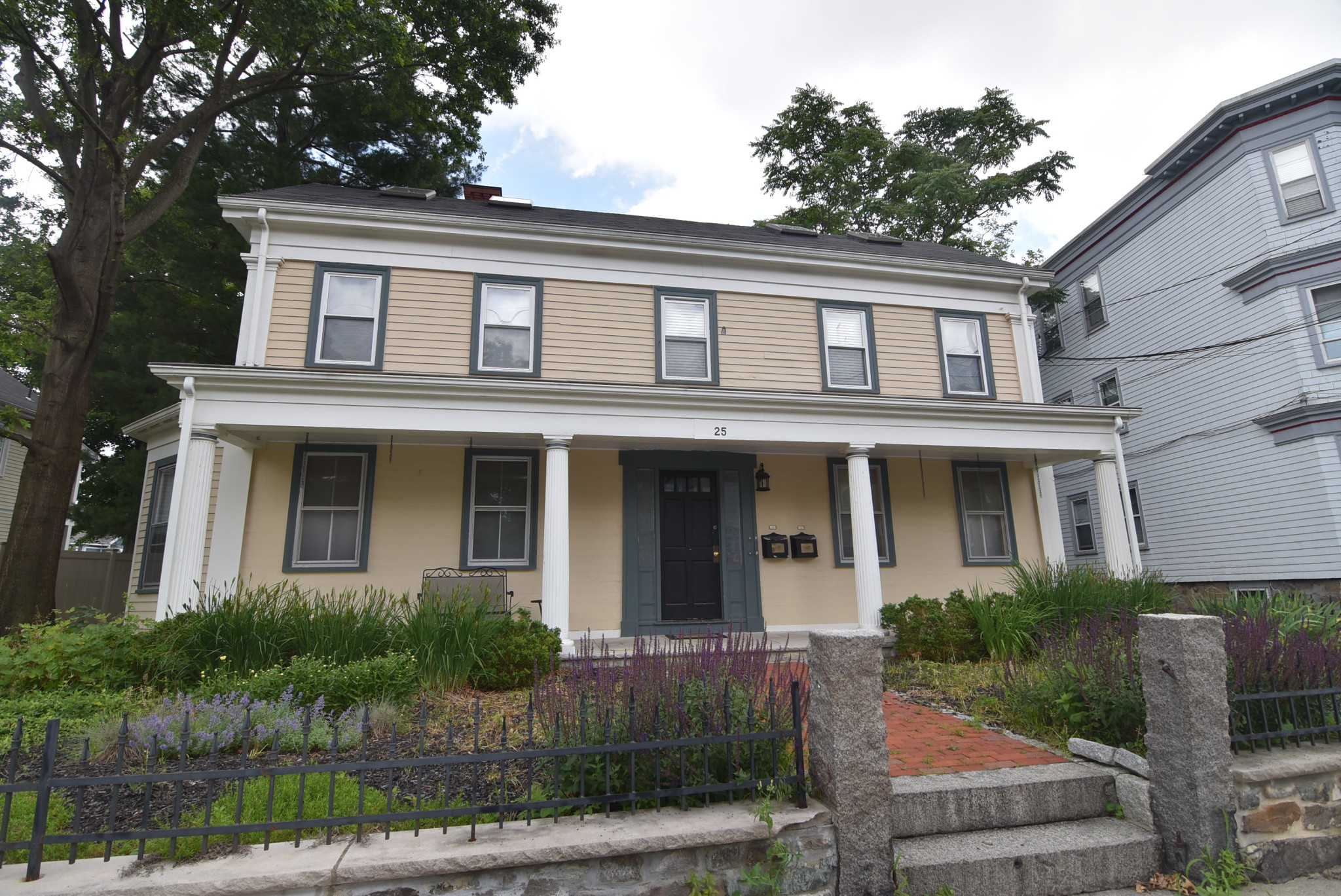 25 Oakland St, Brighton