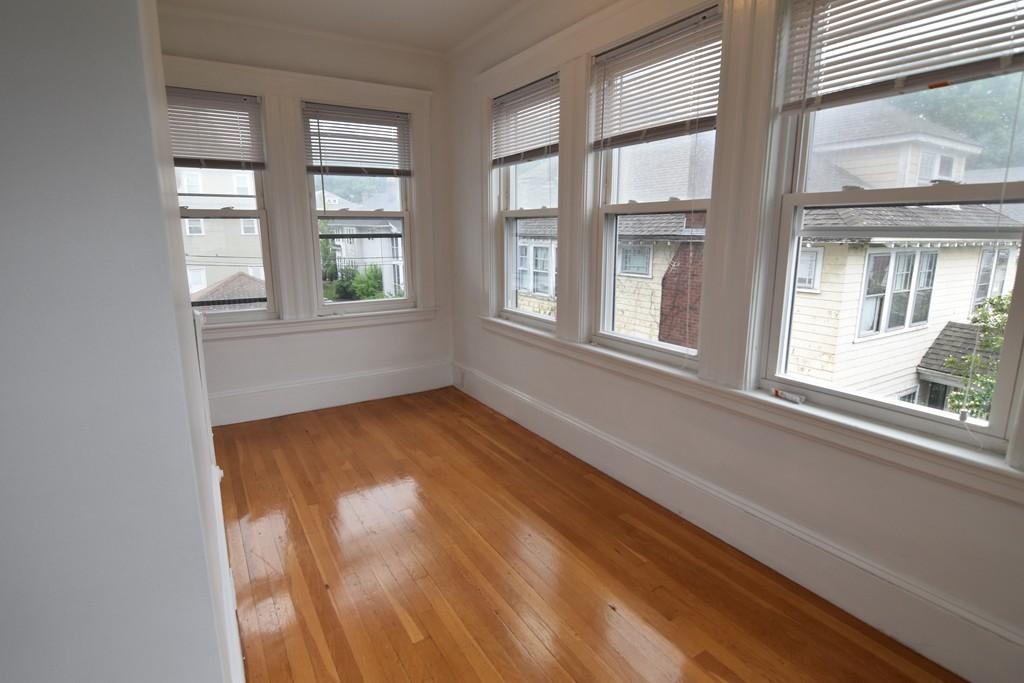 3 bed, 1 bath apartment for rent at 21 Rose Garden Cir Unit 21, Brighton — photo 9 of 12