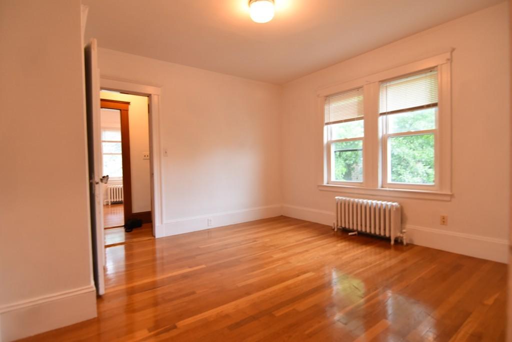 3 bed, 1 bath apartment for rent at 21 Rose Garden Cir Unit 21, Brighton — photo 2 of 12