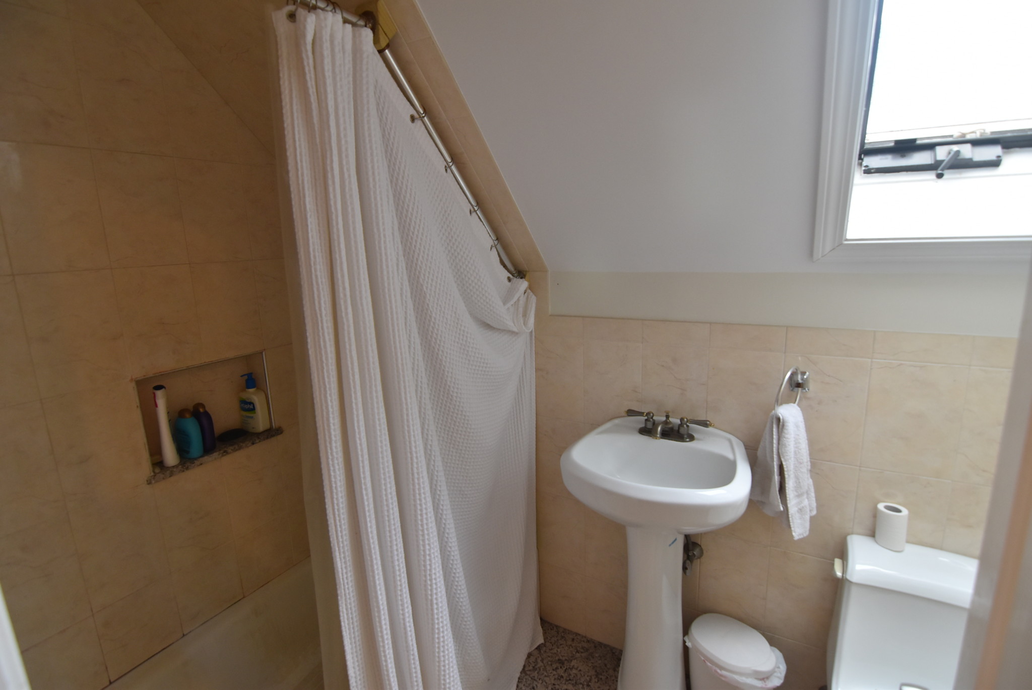 4 bed, 3 bath apartment for rent at 48 Atherton Rd Unit 2, Brookline — photo 17 of 17