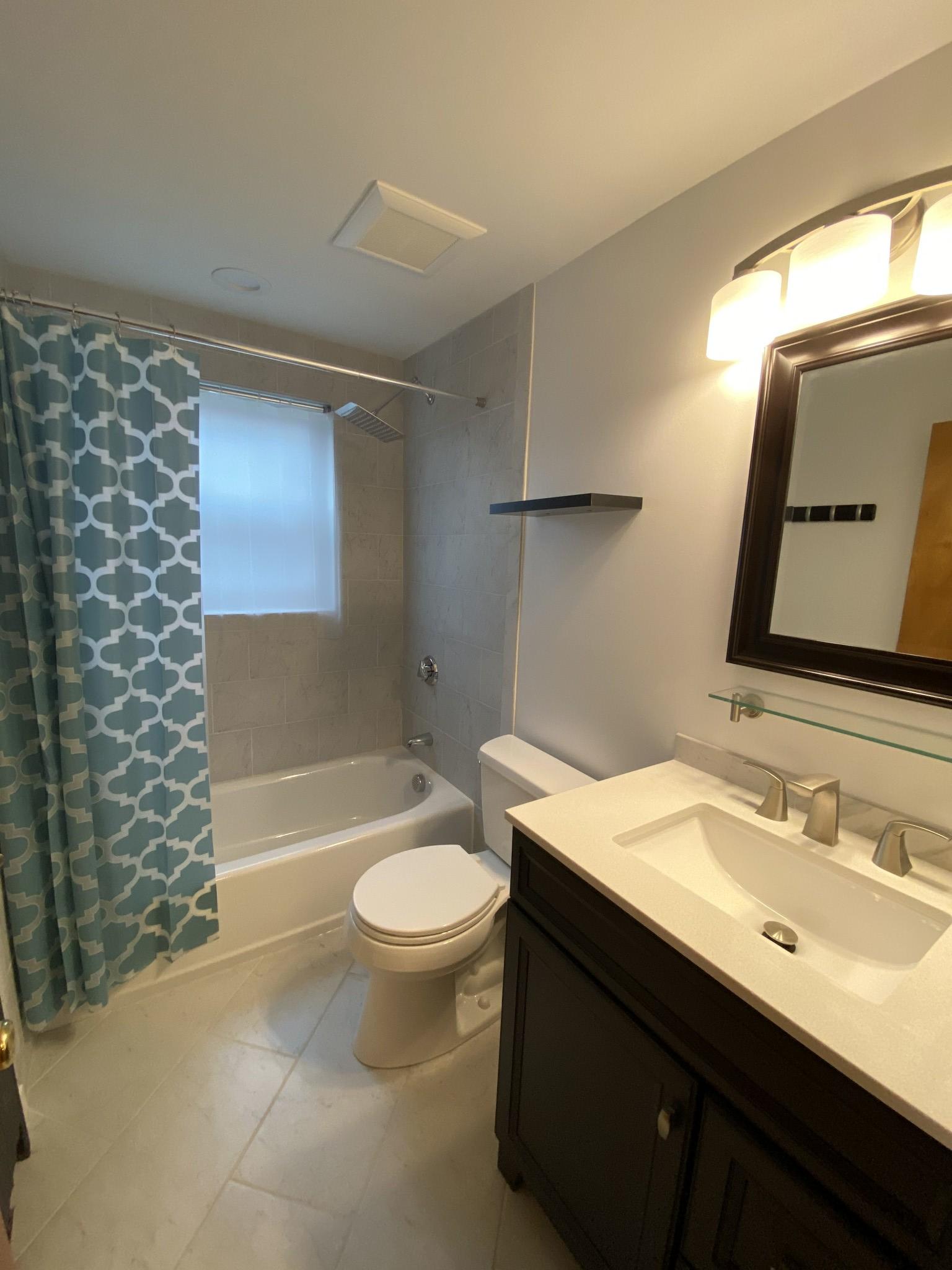 12 Louise Rd, Chestnut Hill