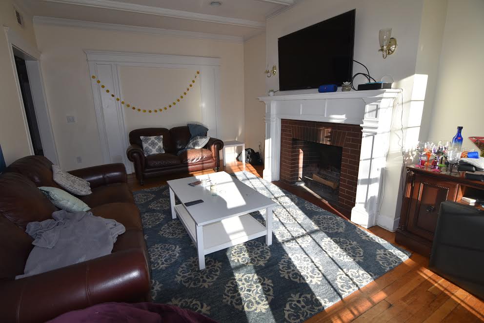 81 Gibbs, Brookline, MA - 9,300 USD/ month