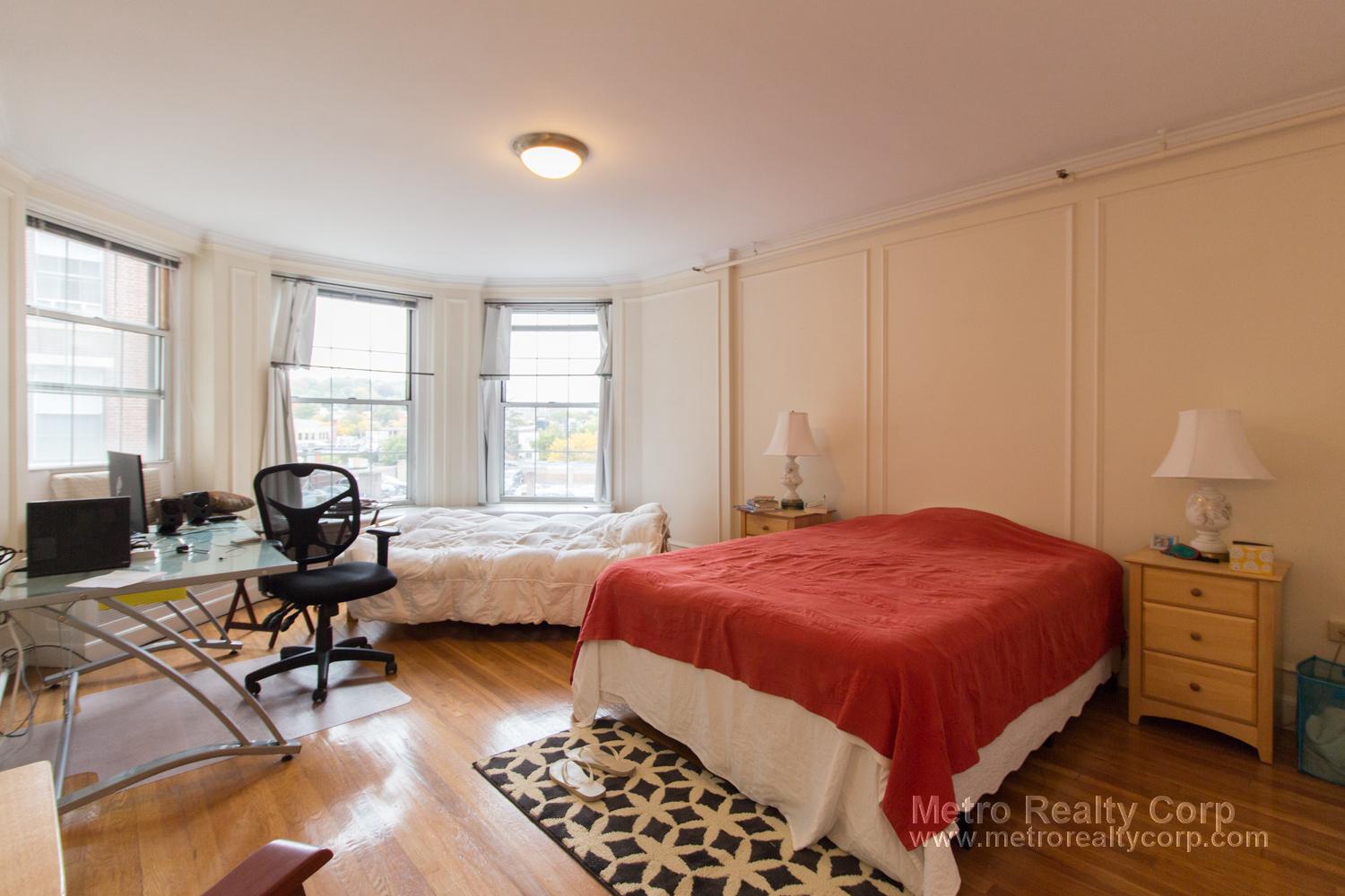 1284 Beacon St, Coolidge Corner