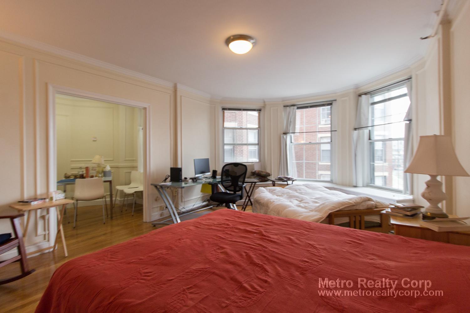 1284 Beacon St, Coolidge Corner