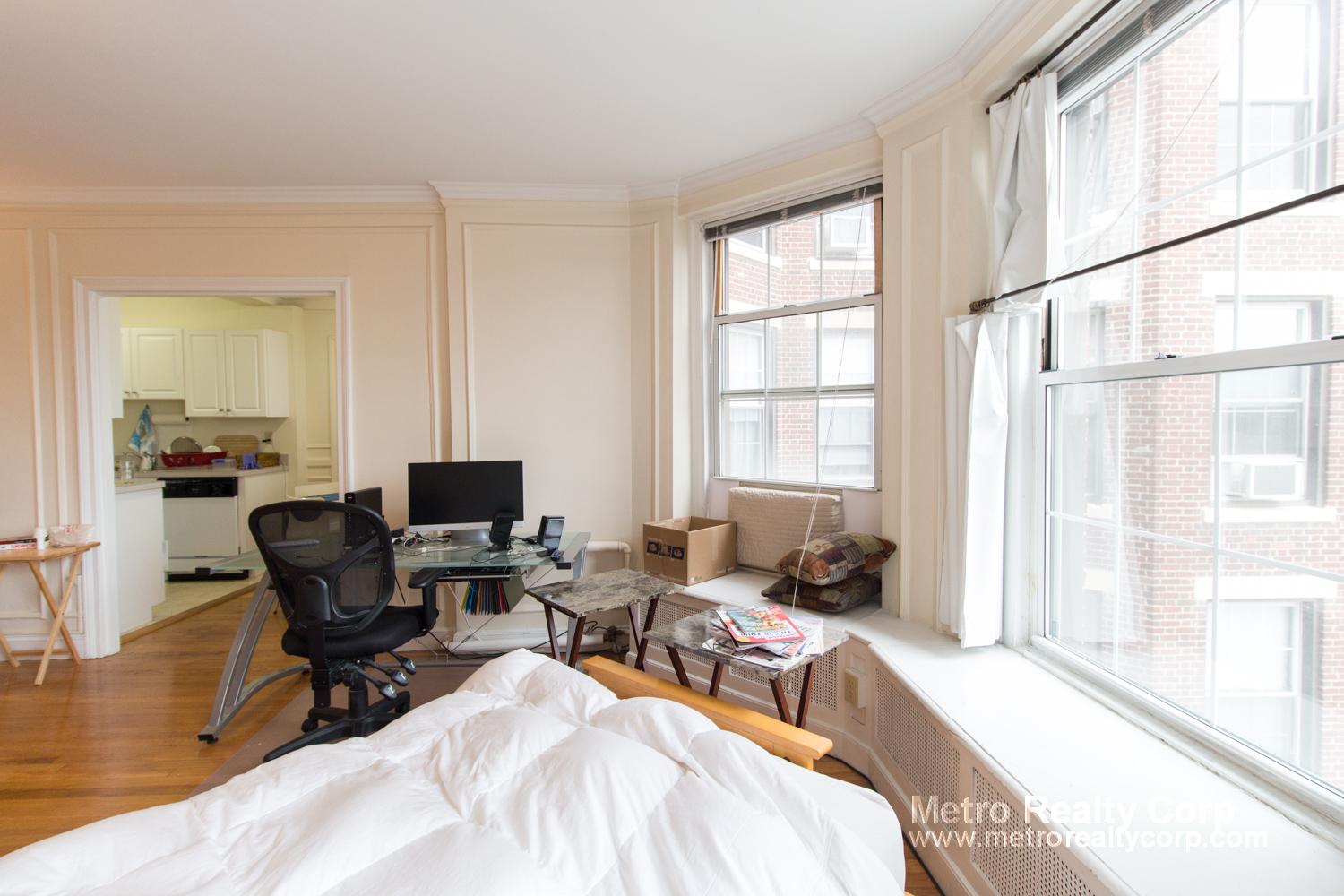 1284 Beacon St, Coolidge Corner