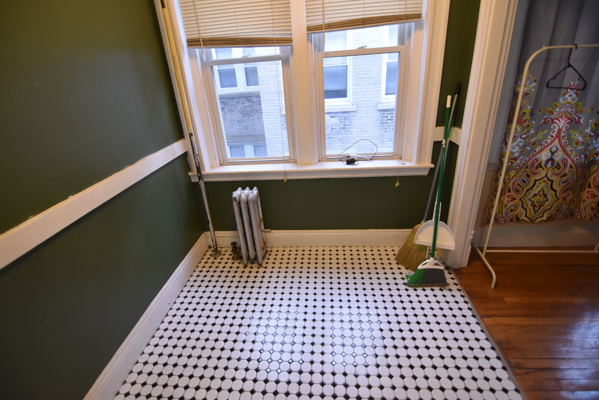 Studio bed, 1 bath apartment for rent at 1633 Commonwealth Ave Unit 9, Brighton — photo 6 of 9