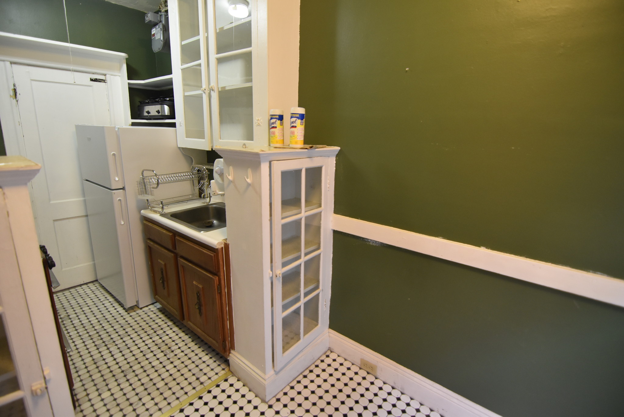Studio bed, 1 bath apartment for rent at 1633 Commonwealth Ave Unit 9, Brighton — photo 5 of 9