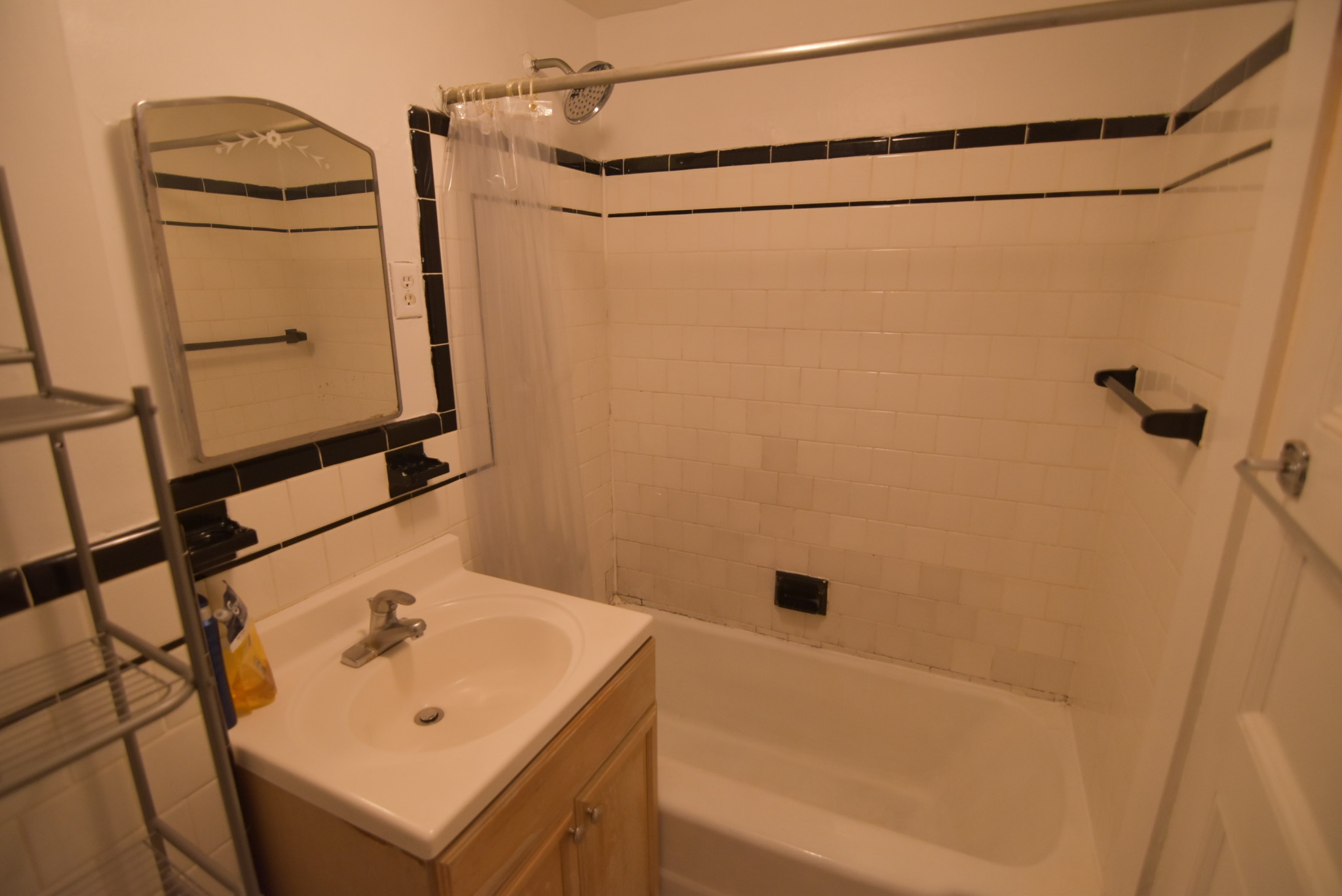 849 Beacon St, Fenway