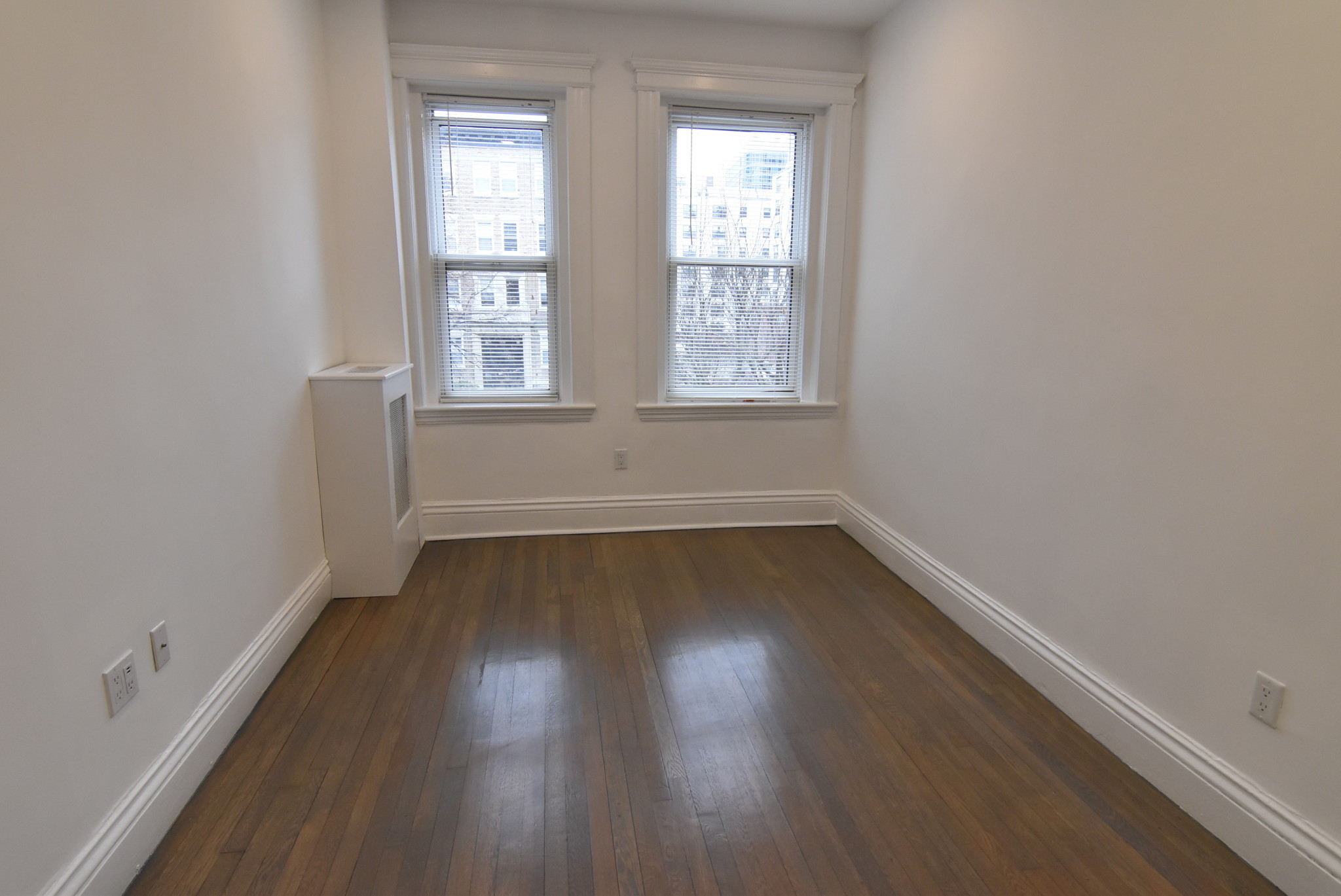 102 Queensberry St, Boston