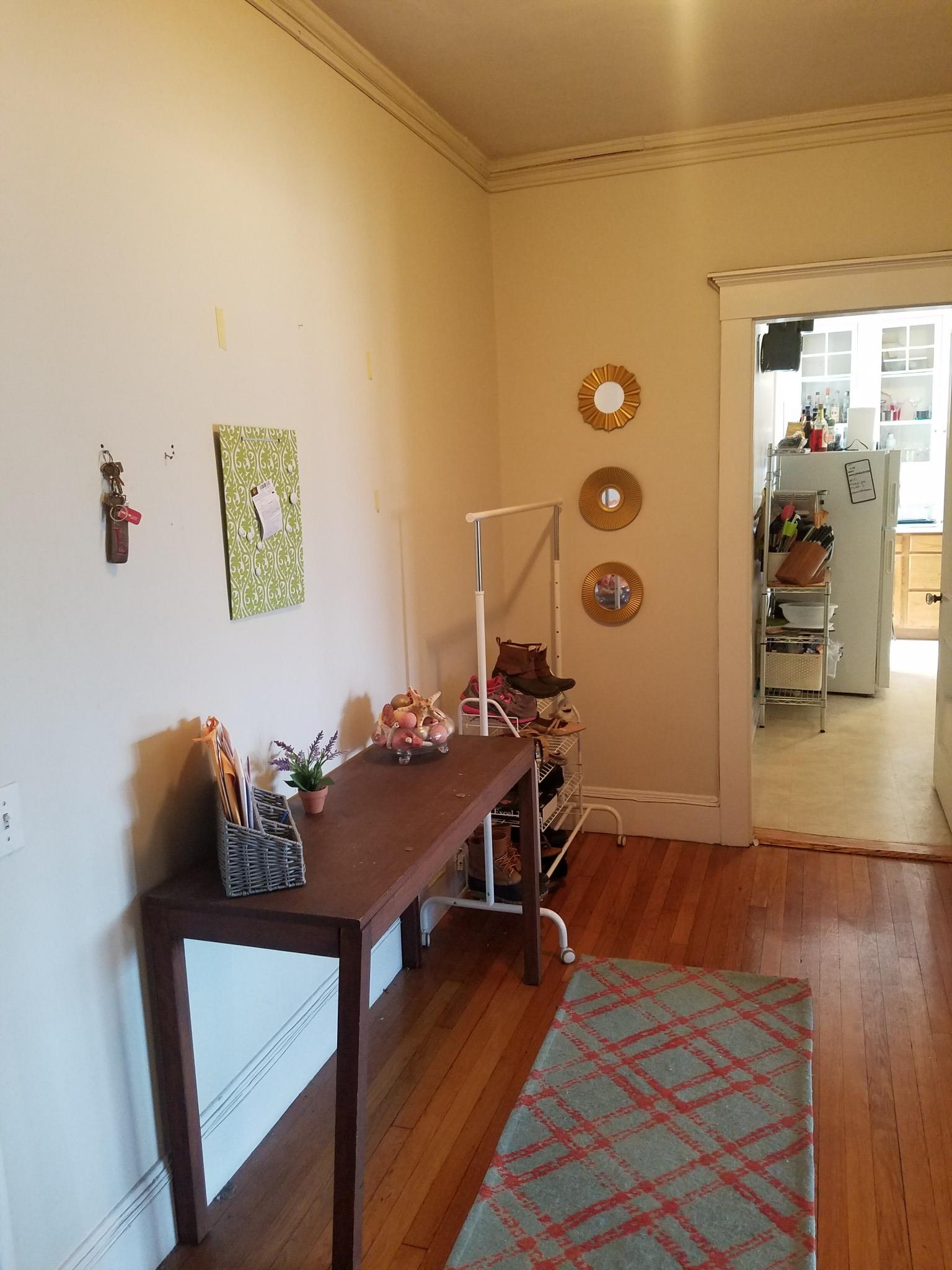3 bed, 1 bath apartment for rent at 1368 Commonwealth Ave Unit 22, Allston — photo 11 of 18