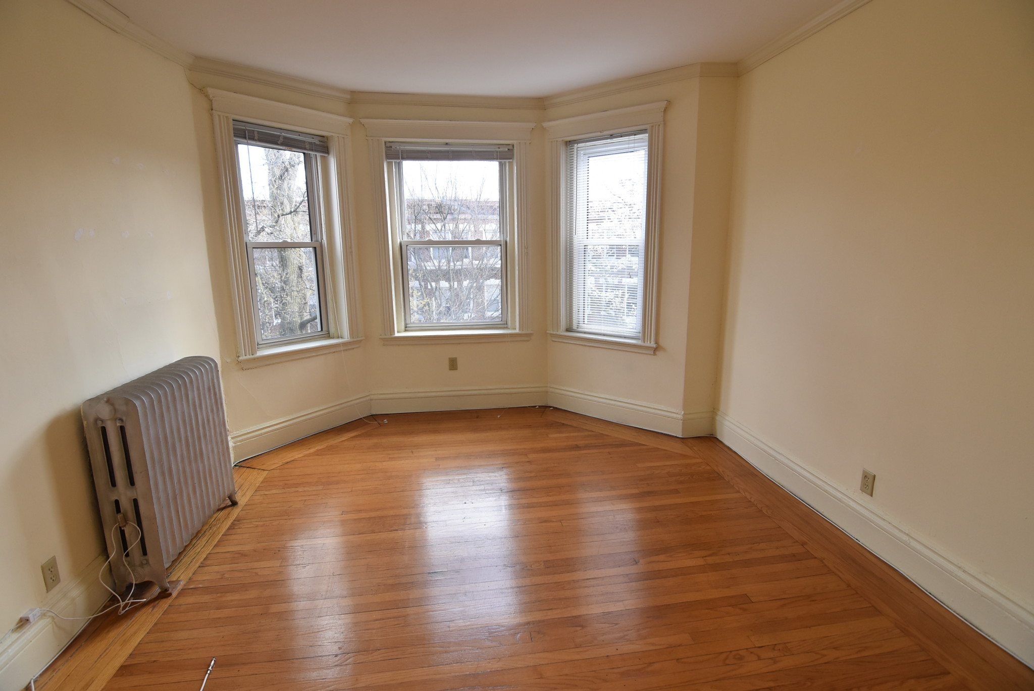 19 Queensberry St, Fenway