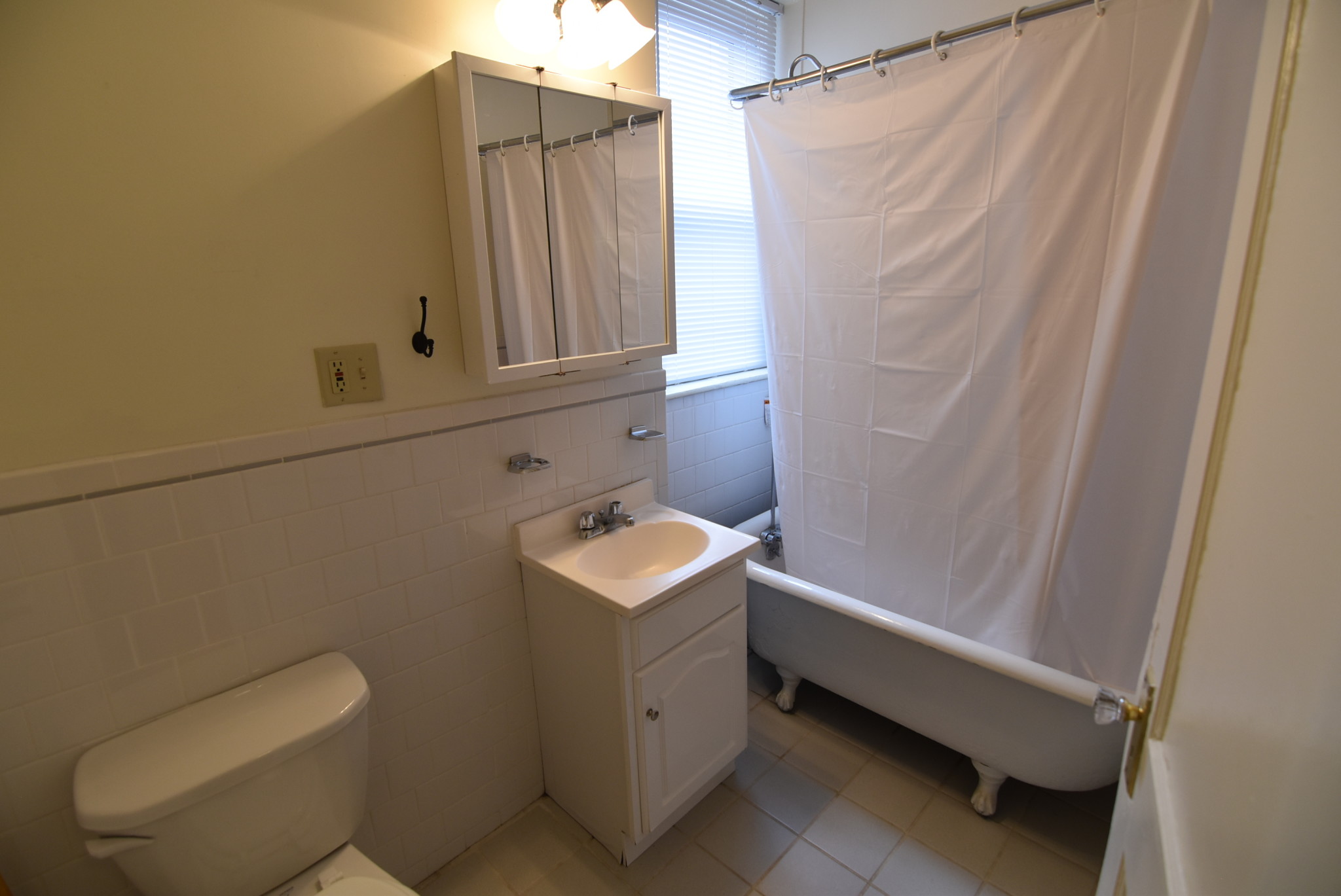 19 Queensberry St, Fenway