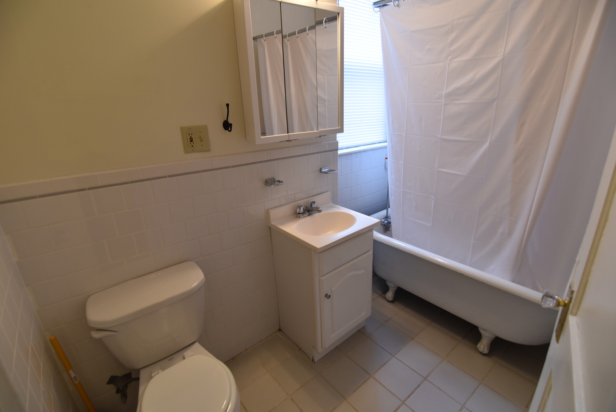 19 Queensberry St, Fenway