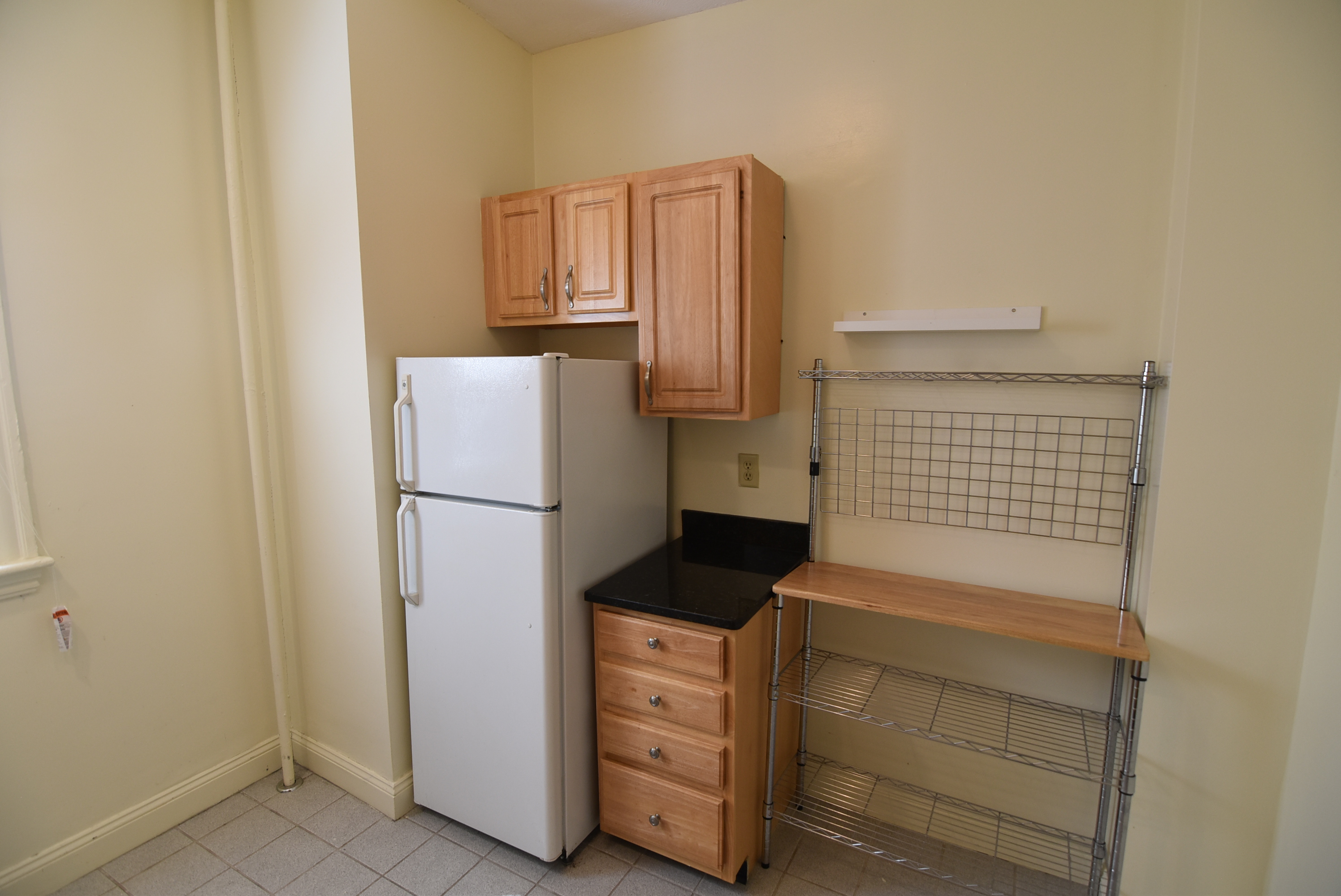 100 Queensberry St, Fenway