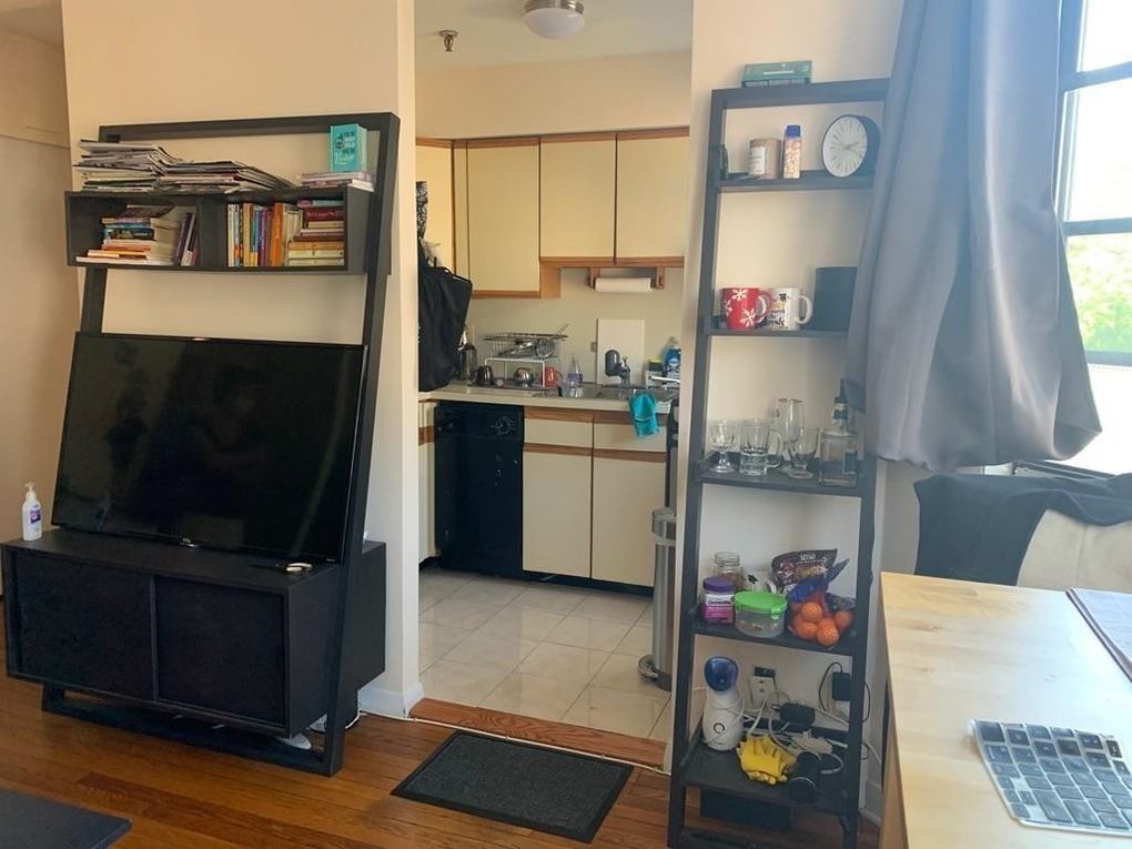 26 Commonwealth Ter, Brighton