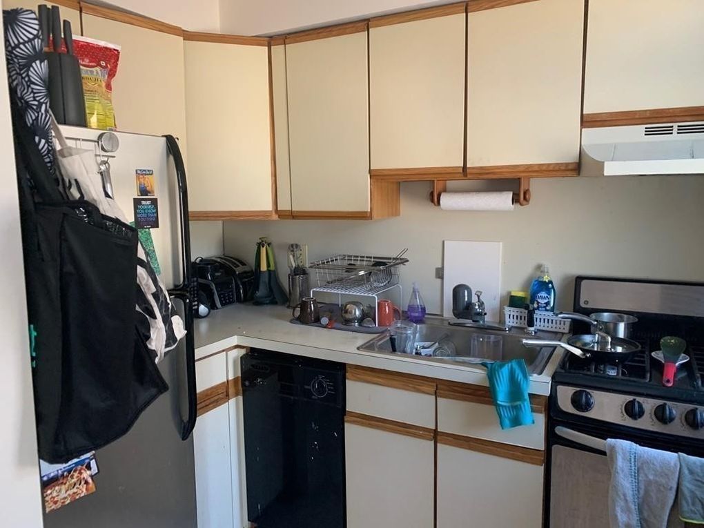 26 Commonwealth Ter, Brighton