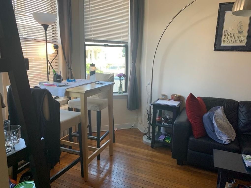 26 Commonwealth Ter, Brighton