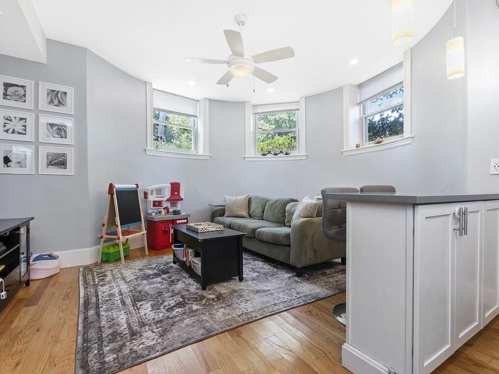 97 Fuller St, Coolidge Corner