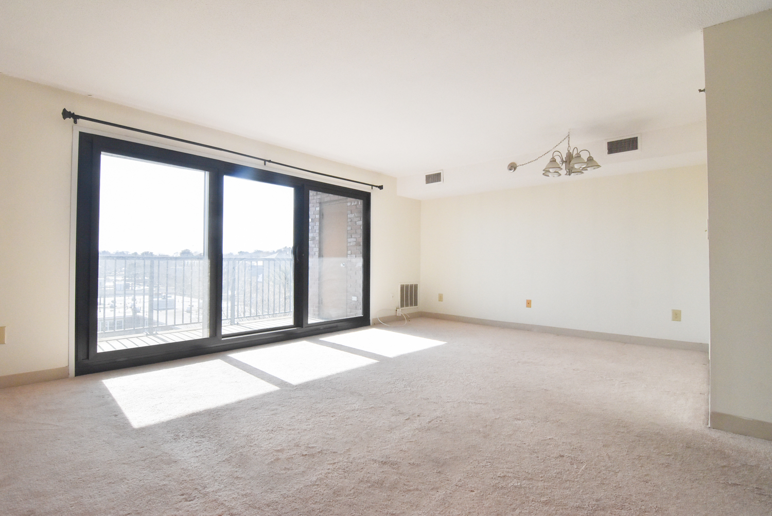 49 Marion St, Coolidge Corner