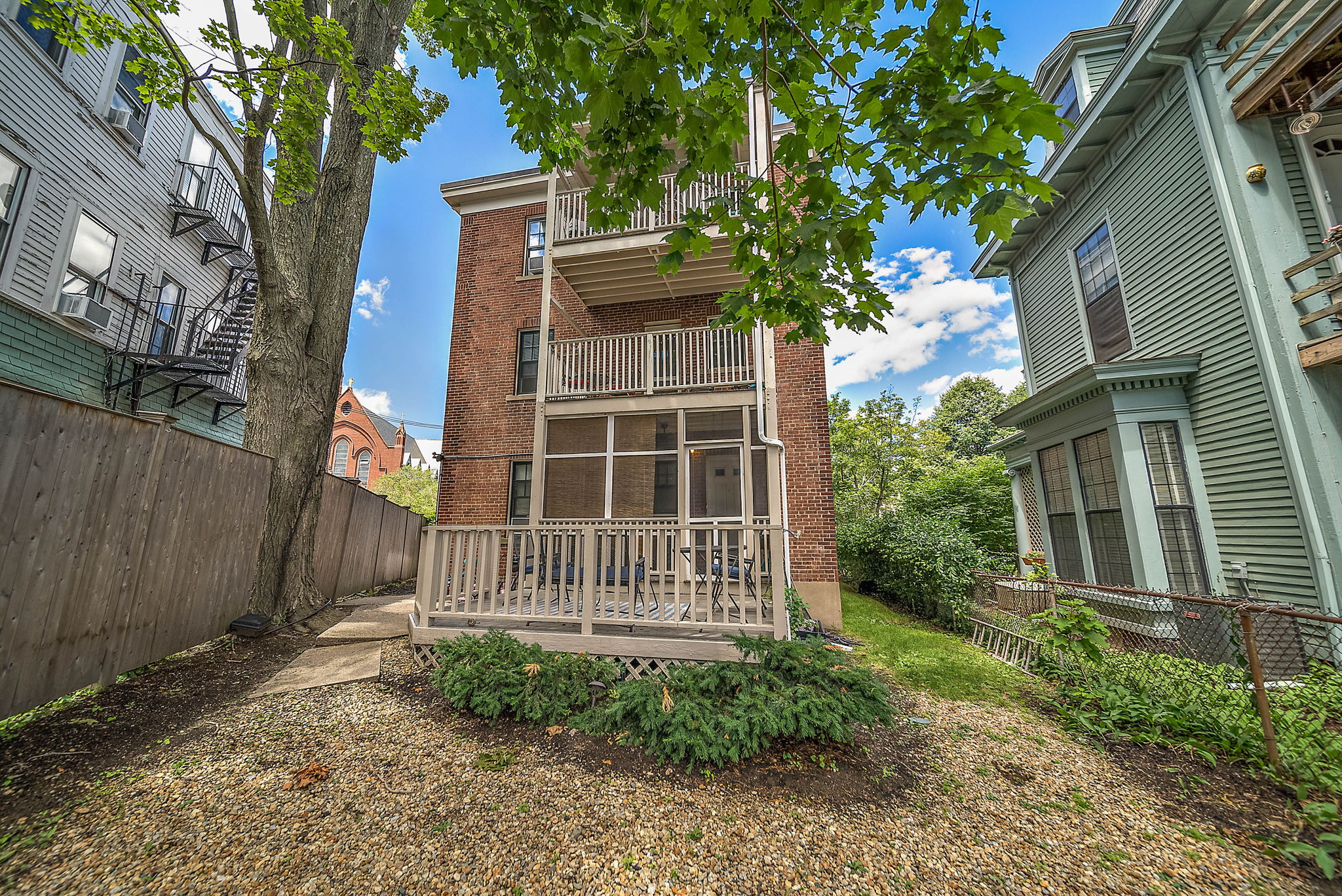 7 Linden St, Brookline Village