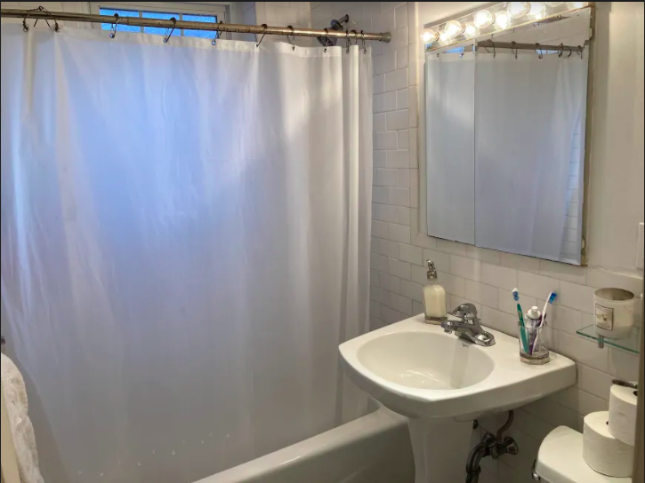 29 Englewood Ave, Washington Square