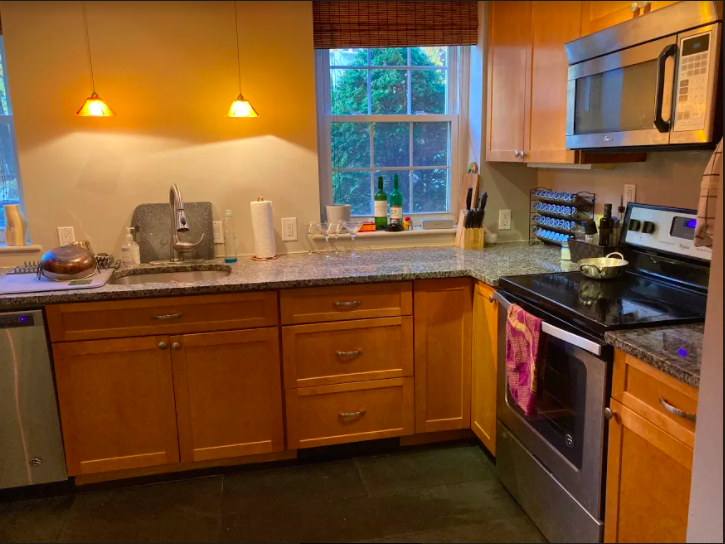 29 Englewood Ave, Washington Square