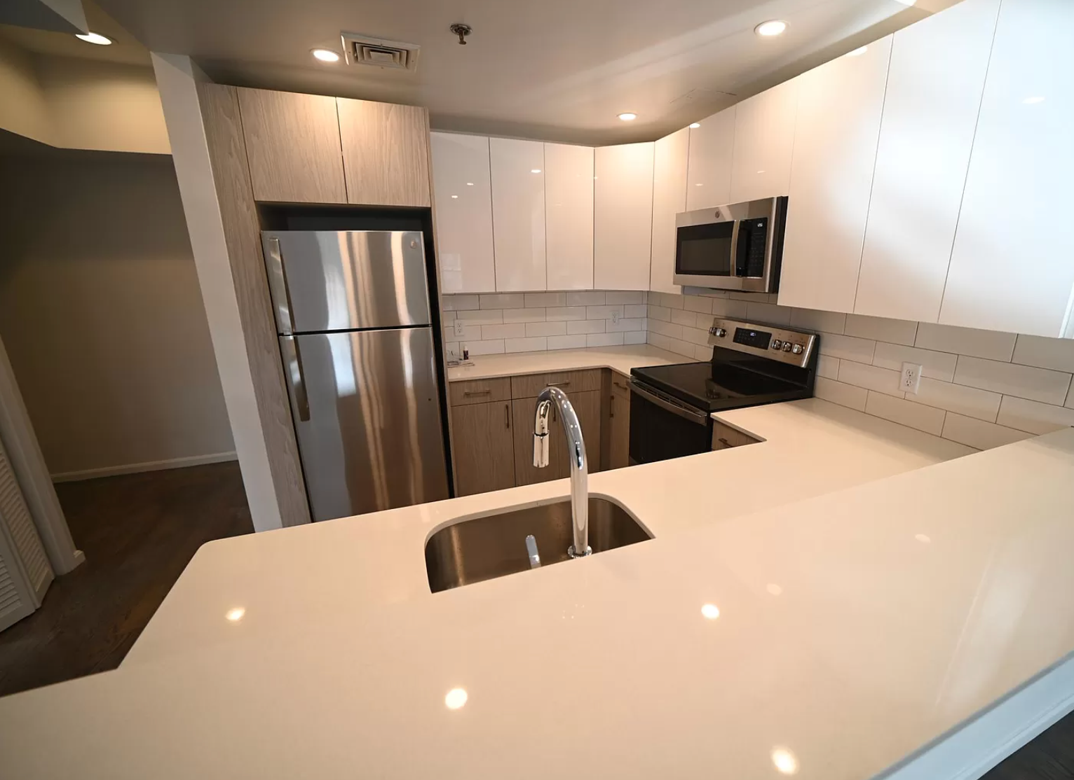 1406 Beacon St, Brookline