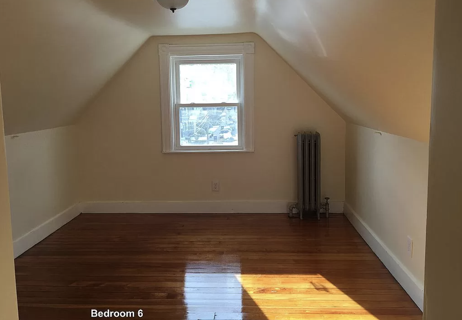 136 Brooks St, Brighton