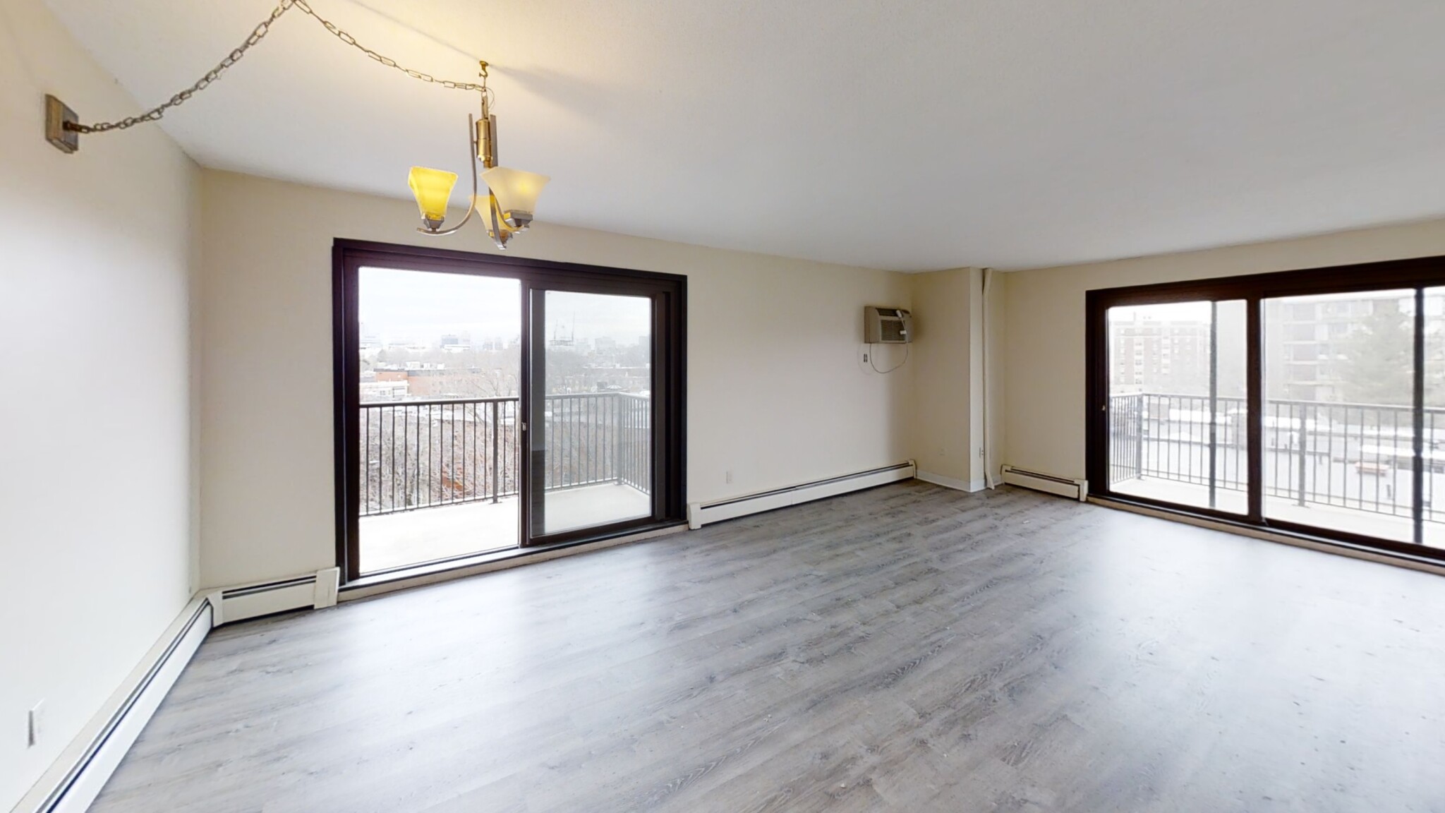 80 Pleasant St, North Brookline