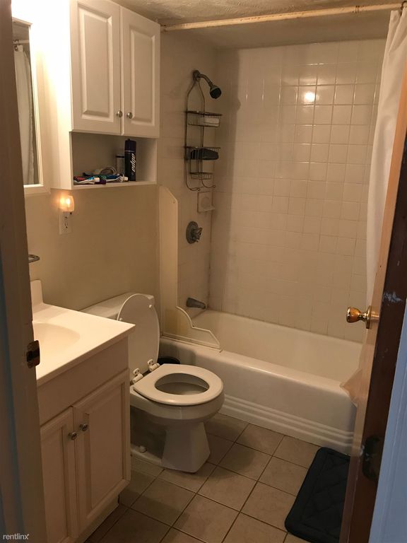 11 Commonwealth Ct, Brighton