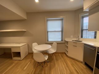 115 Mount Auburn St, Harvard Square