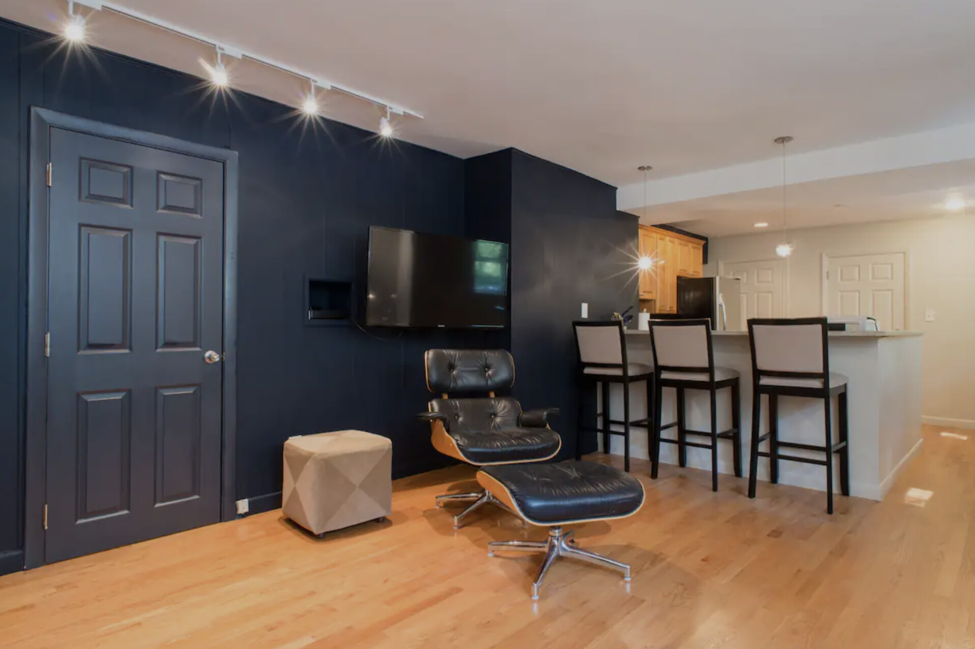 35 Thatcher, Brookline