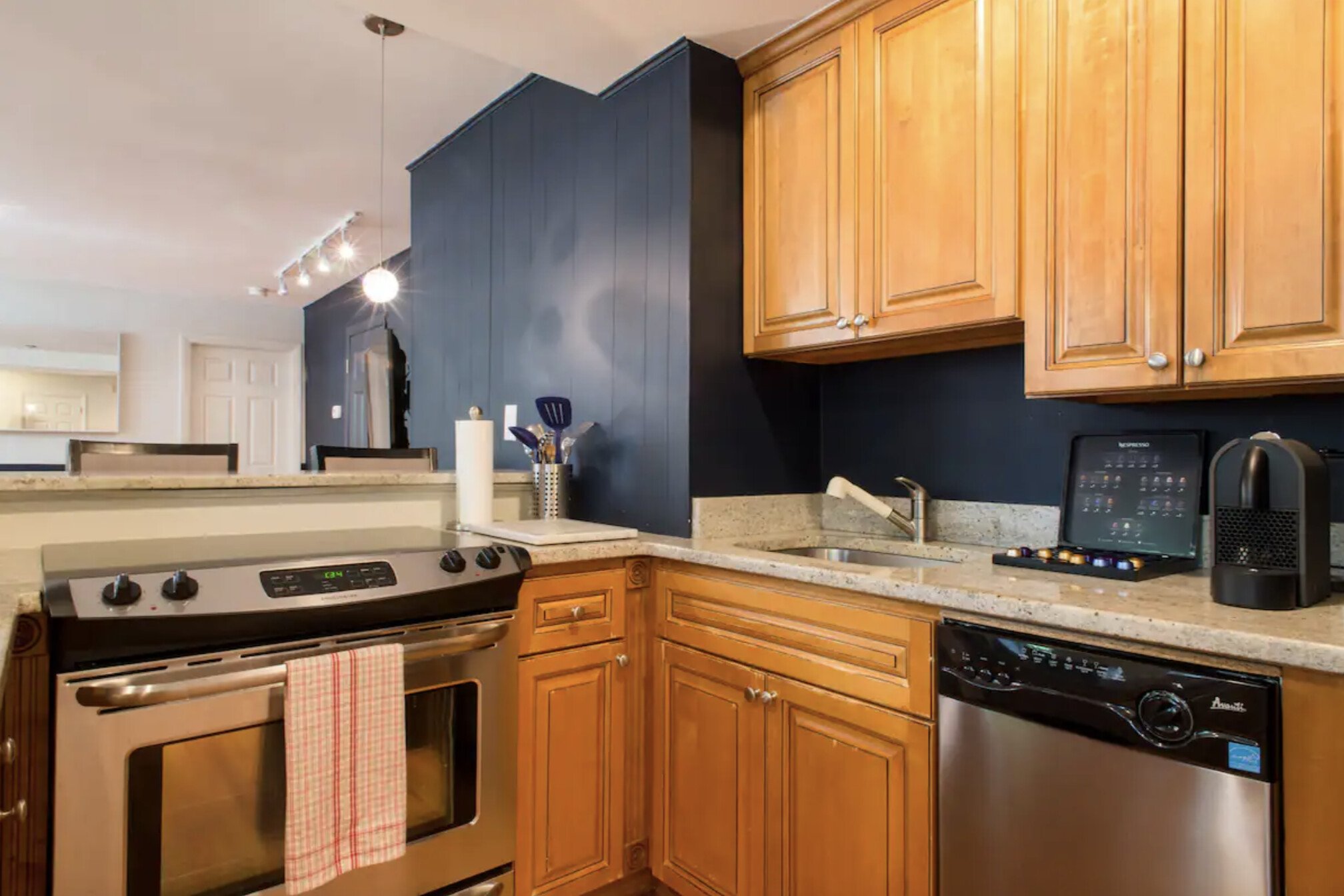 35 Thatcher, Brookline