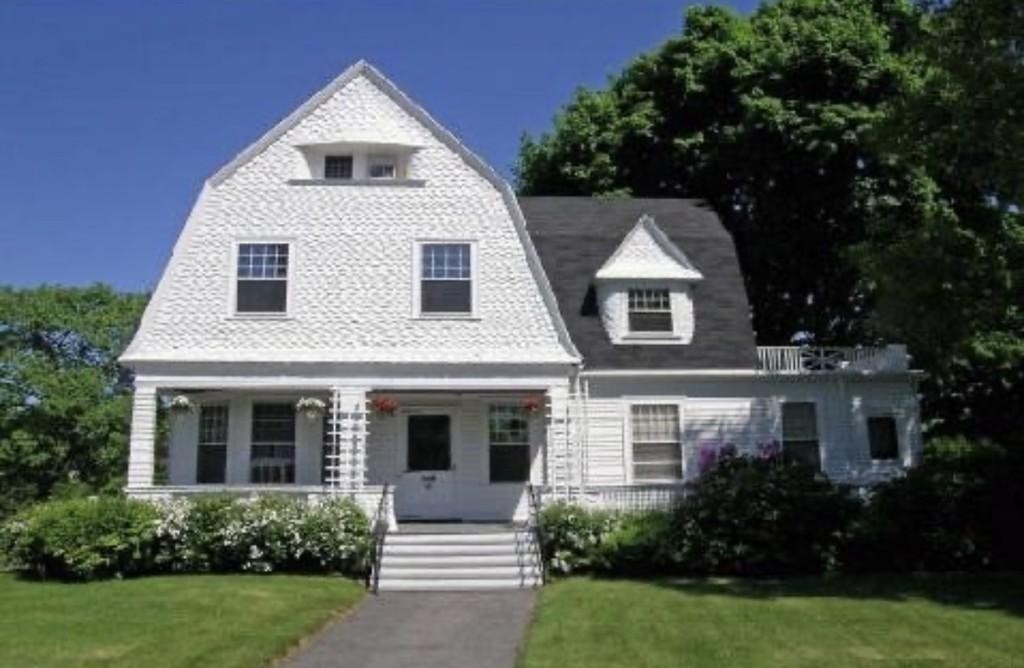 108 Walnut, Newton