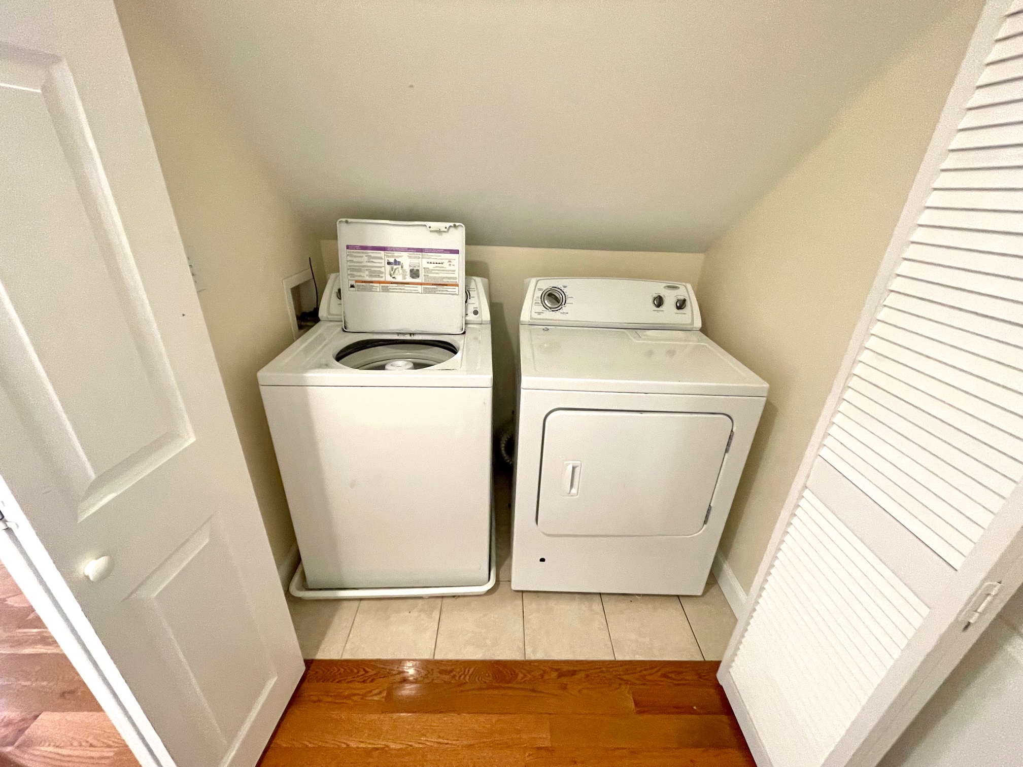 222 Winchester St, Coolidge Corner